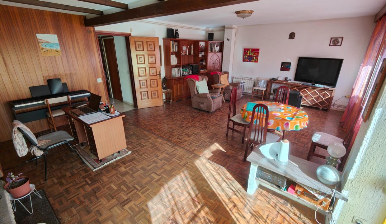 Venta de Casa en La Rapita con dos piso y un local comercial_4