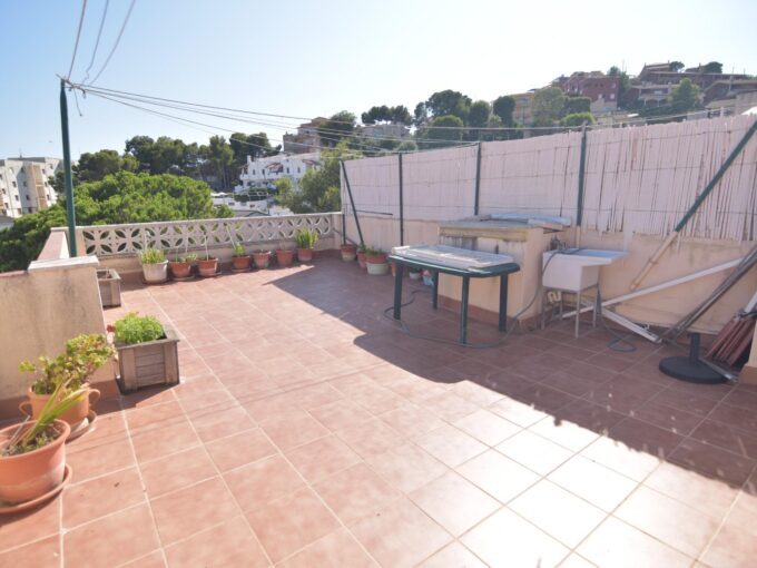 Venta de Piso de dos dormitorios con terraza en Segur de Calafell_1