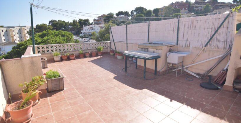 Venta de Piso de dos dormitorios con terraza en Segur de Calafell_1