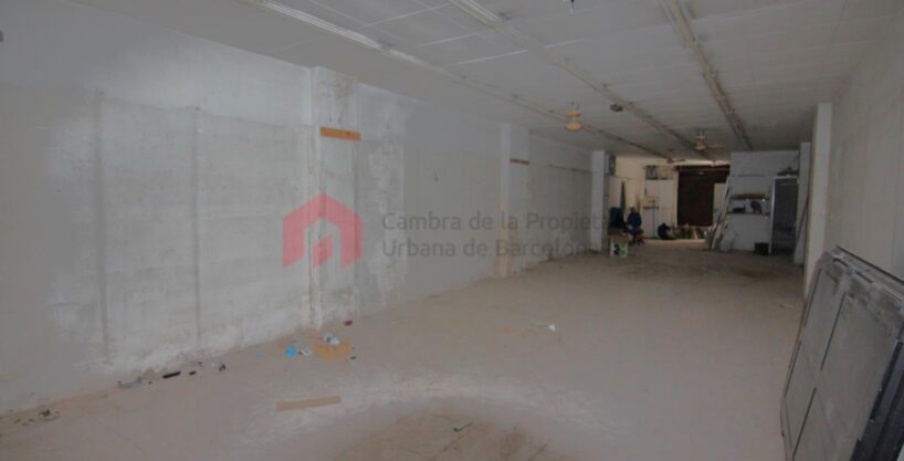 edificio de 223 m2 + 50 m2 de solárium + 50 m2 de terraza junto Av. de Madrid ( Sants - Les corts )_1