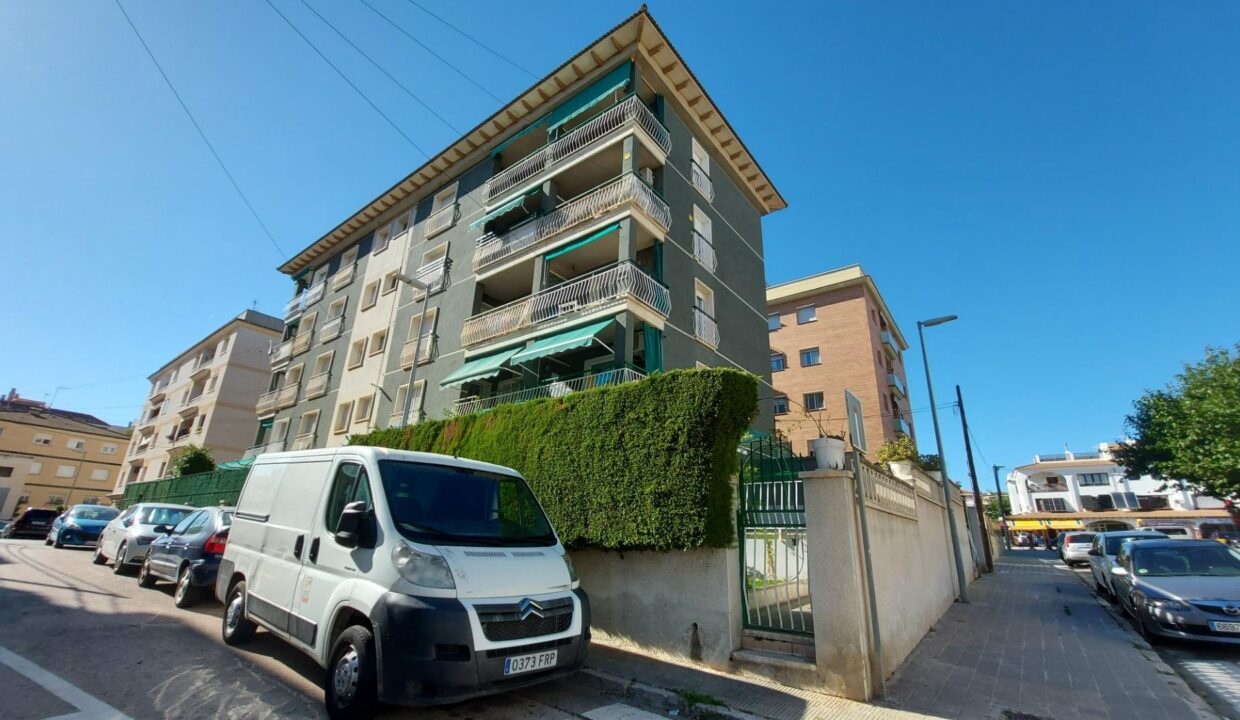 magnifico piso de 3 dormitorios en el centro de Segur de Calafell_1