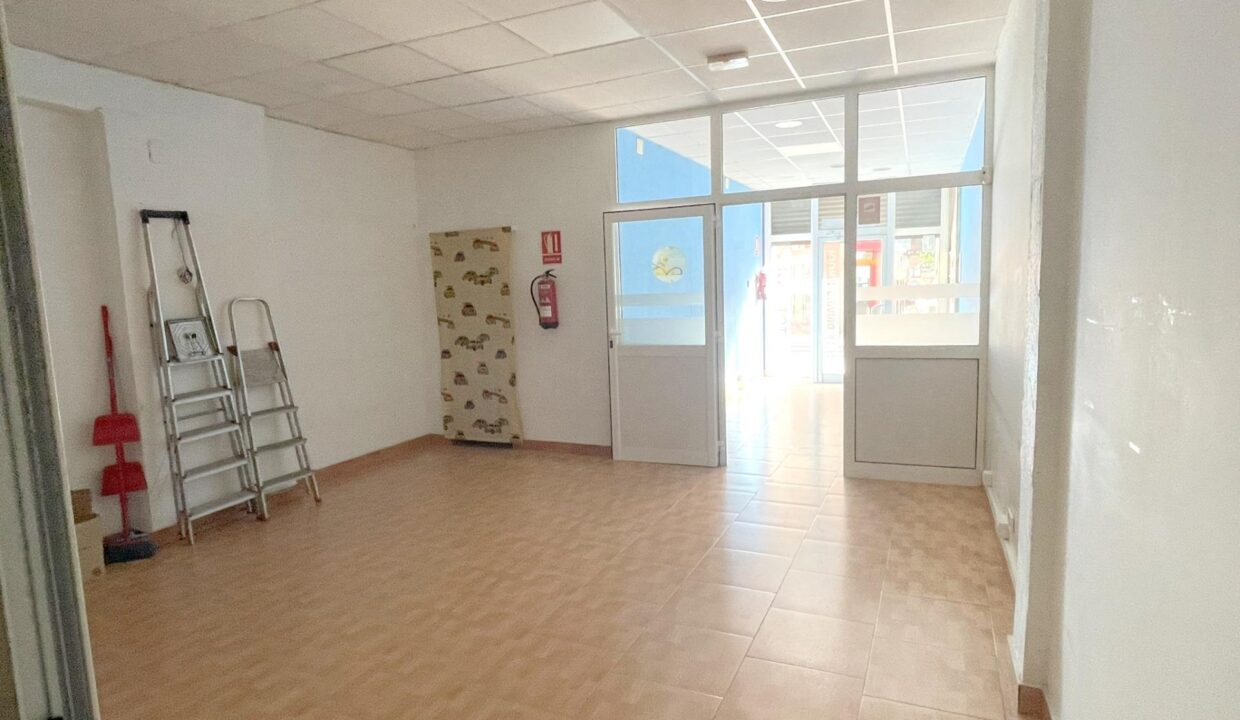 ¡CENTRICO LOCAL COMERCIAL DE 135 M2!_2