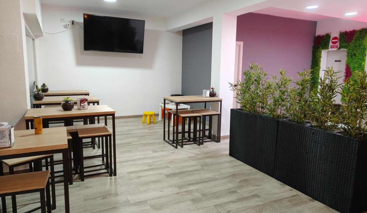 ¡GRAN OPORTUNIDAD! TRASPASO DE BAR-CAFETERIA EN SEGUR DE CALAFELL_1