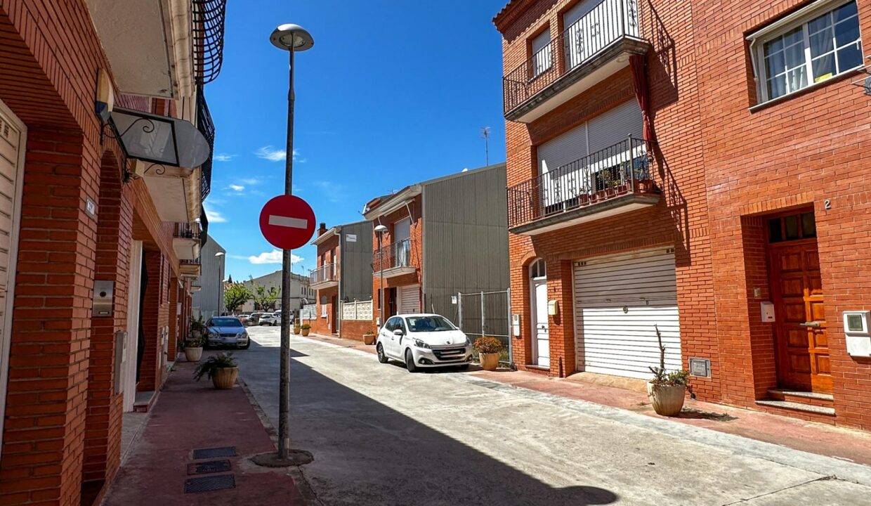 ¡Oportunidad única!   Se vende parcela de 120 m² en la exclusiva zona del Sindicat de Calafell._5