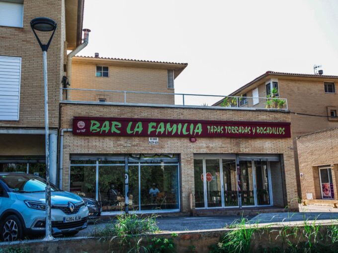 ️ Encantador Local Comercial en Venta en El Vendrell