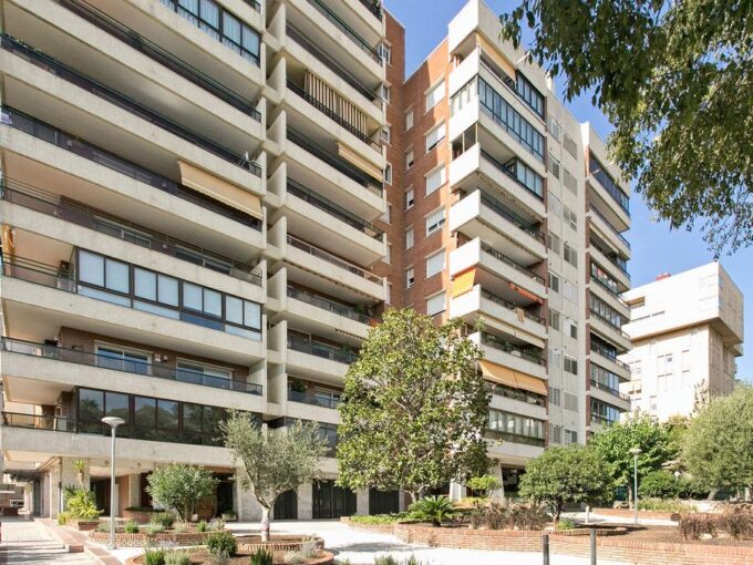 Apartamento Barcelona Les Corts / La Maternitat Venta S177525