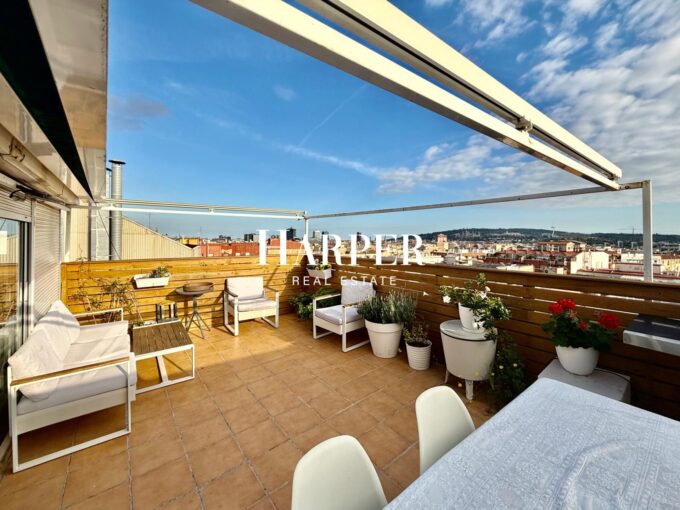 Apartamento de 2 Habitaciones en Sants con Vistas de 360 Grados_1