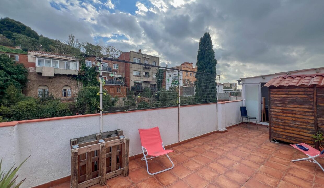 Ático Dúplex con Gran Terraza  ¡ Oportunidad en Barcelona!_1