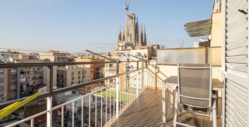 Ático con espectaculares vistas a la Sagrada Familia_1