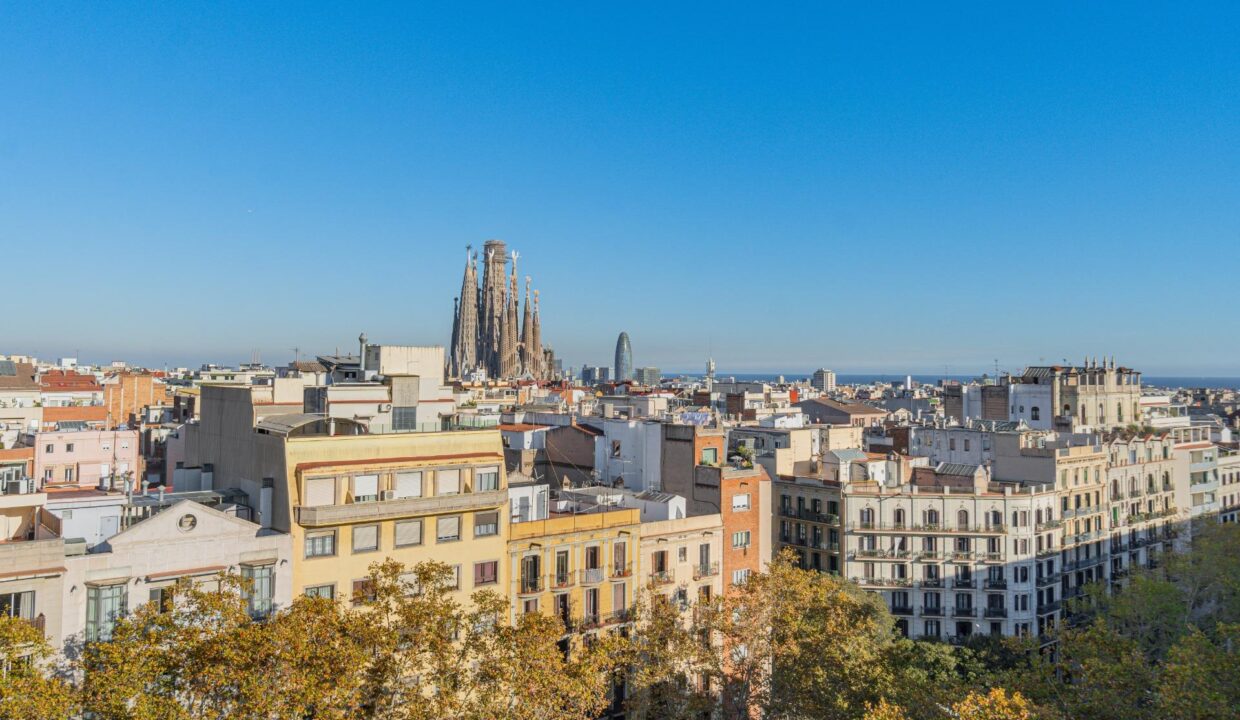 Ático con vistas a la Sagrada Família en pleno Paseo Sant Joan_2