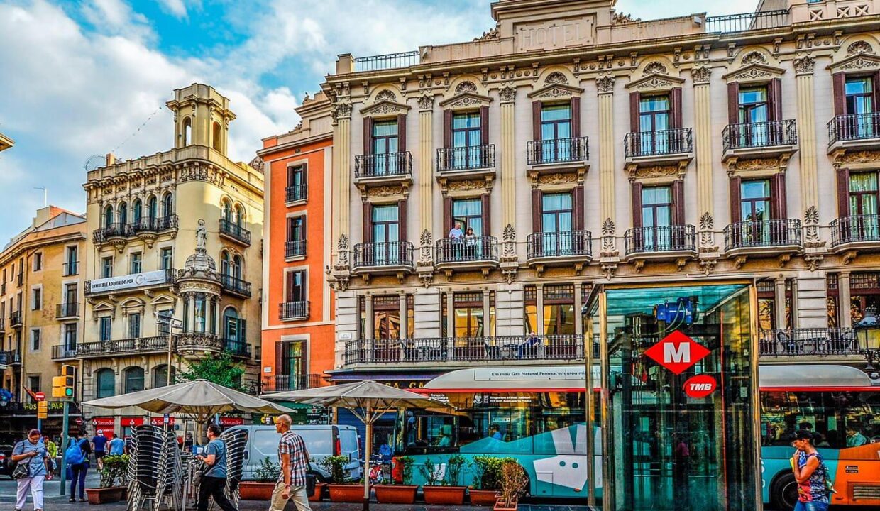 EDIFICIO PARA REHABILITAR EN BARCELONA_5