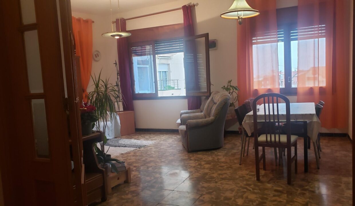 EN VENTA EDIFICIO A 3 VIENTOS CENTRO CALAFELL_2