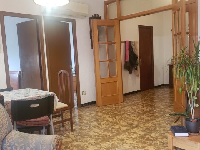 EN VENTA EDIFICIO A 3 VIENTOS CENTRO CALAFELL_1