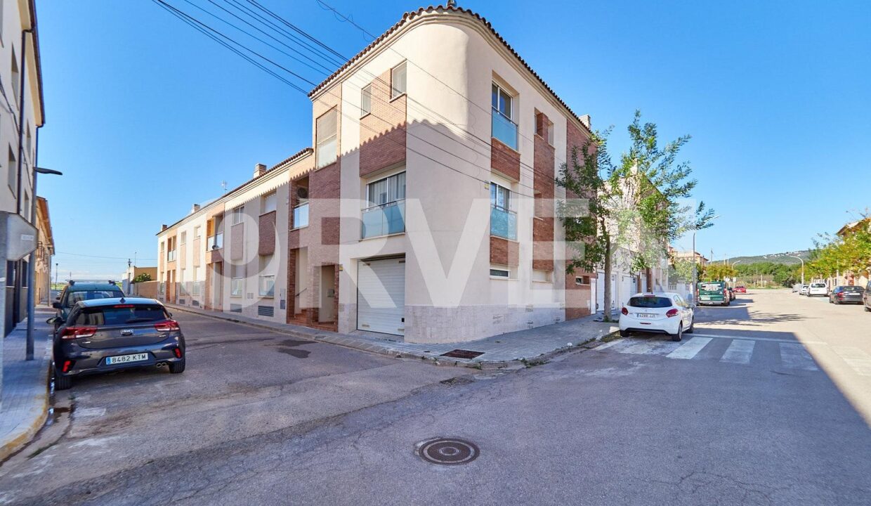 Estilo de Vida Rural en Sant Jaume dels Domenys: Tu Nueva Casa con Posibilidad de Ascensor_1