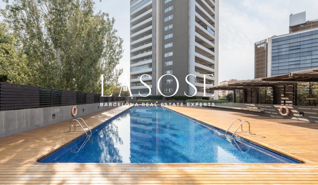 Exclusivo Piso en Poblenou con Vistas Inigualables