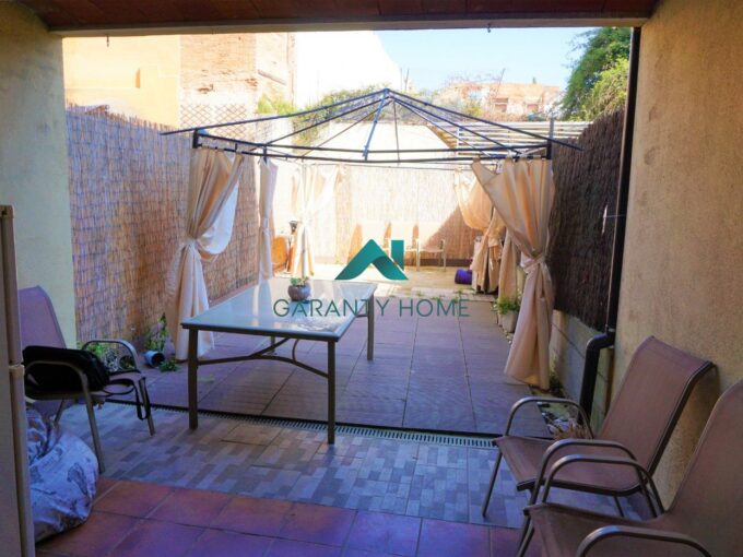 Fantastico piso con 50 m2 de patio_1