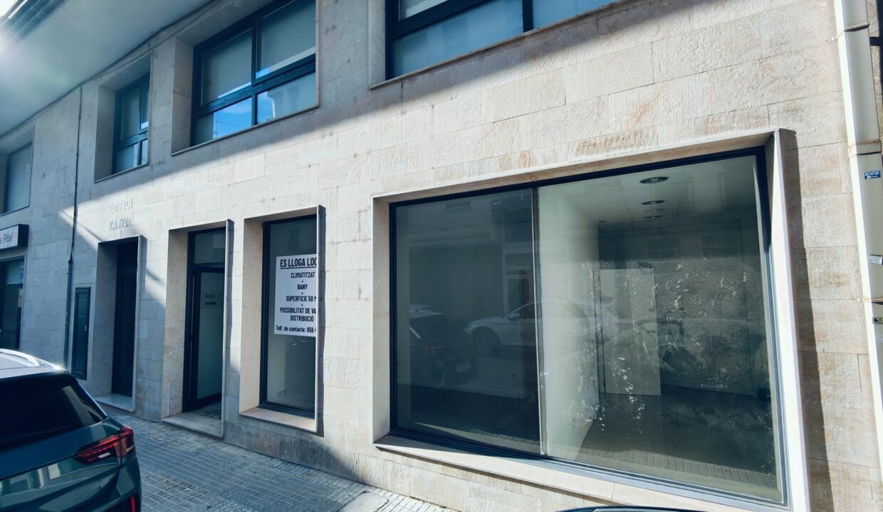 Local comercial de 47m2 con 1 wc en la zona del Xicago de La Ràpita_1