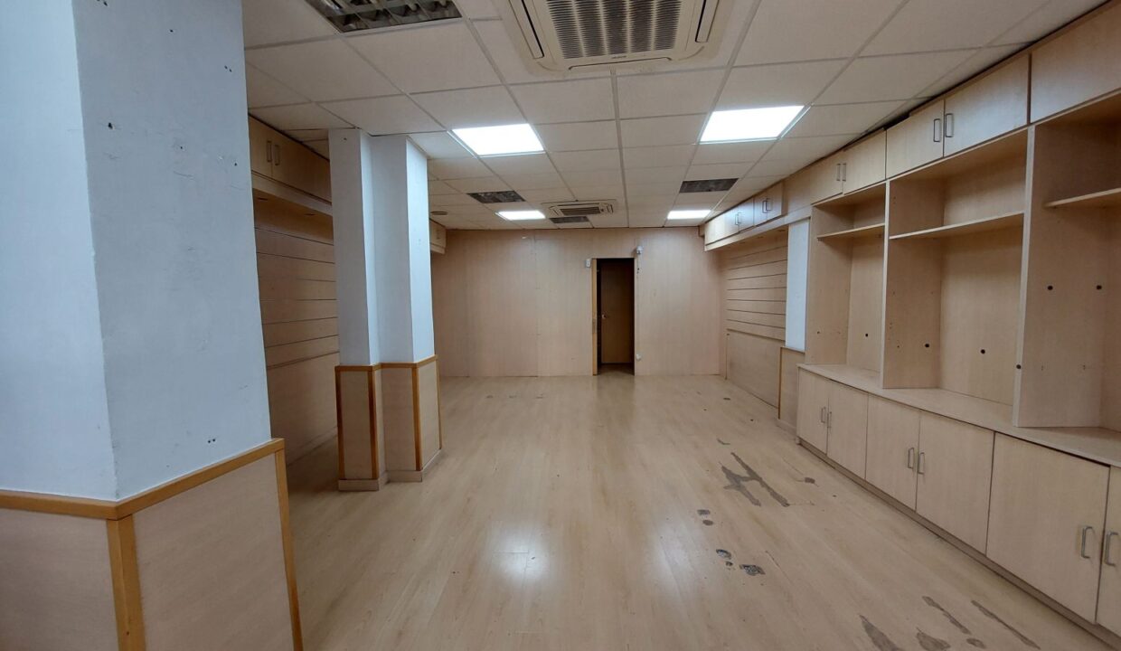 Local comercial en Via Julia 95 (Pl. Francesc Layret)_2