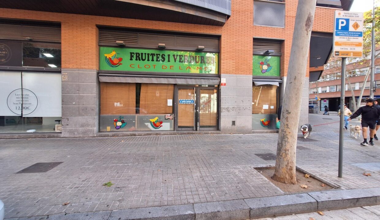 Local comercial en alquiler en Calle Andrade