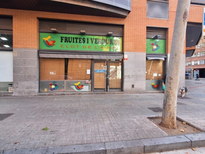 Local comercial en alquiler en Calle Andrade