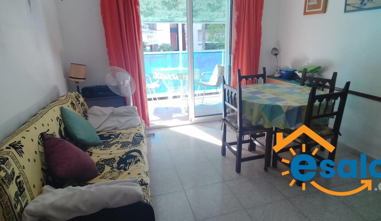 OPORTUNIDAD !! Apartamento Reformado con buena terraza_1