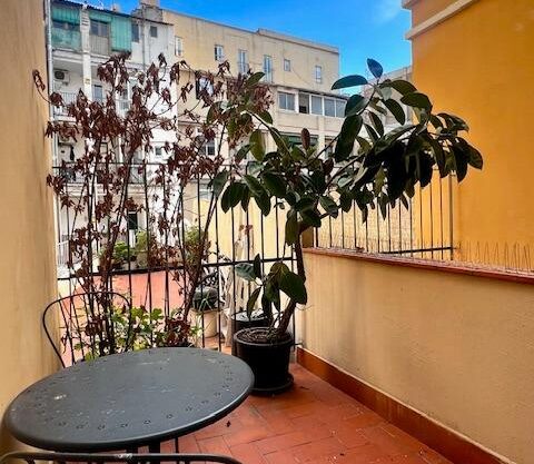 OPORTUNIDAD! ESTUDIO CON TERRAZA DE 5 M2_1