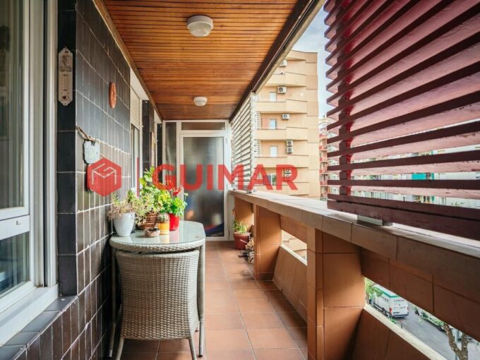 PISO EN VENTA EN LES CORTS_1