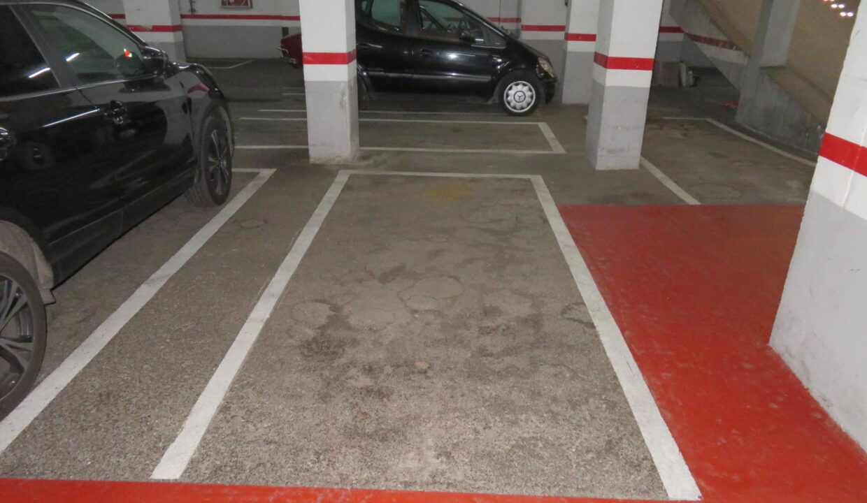 PLAZA DE PARKING EN ALQUILER EN LA CALLE ARAGON CON VILADOMAT_1