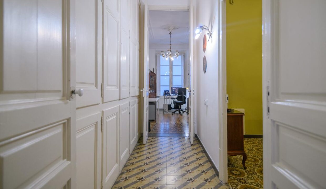 Piso Barcelona Ciutat Vella Venta Ib00303_3