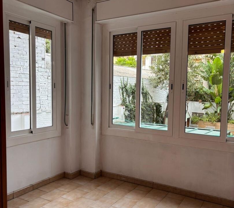 Se vende piso en una de las mejores zonas del barrio de Gracia._5