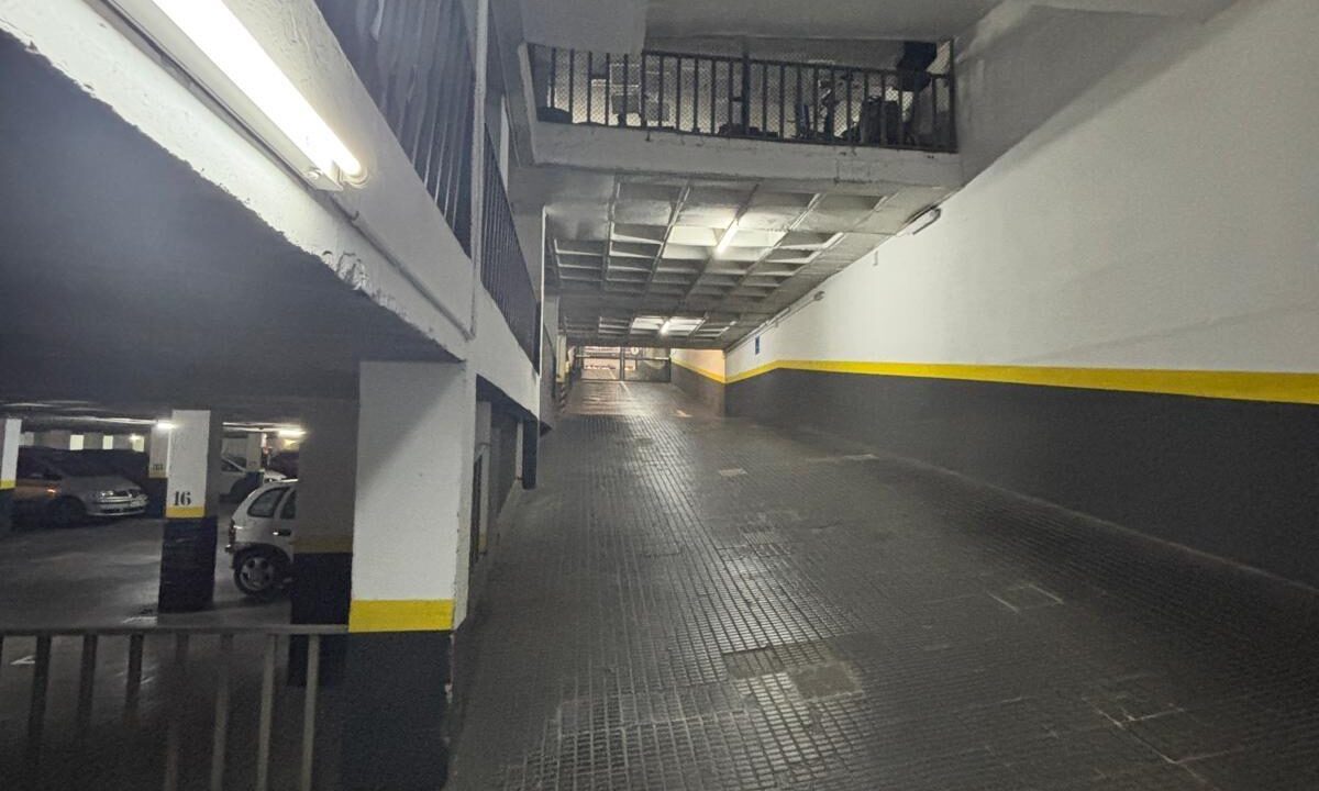 VENTA AMPLIA PLAZA DE PARKING_2