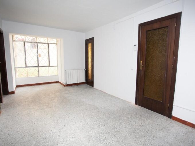 **¡Inversión Potencial! Piso  en Venta con Ocupación **_1