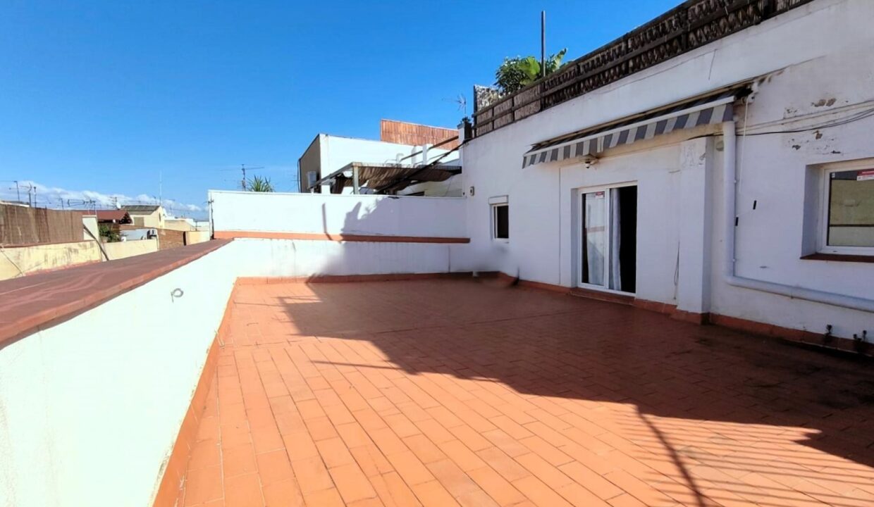 Ático con terraza privada de 60 m2 en el corazón Barcelona_1