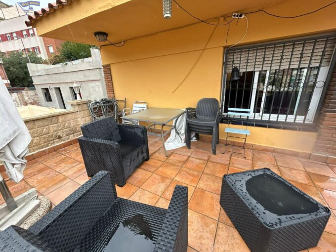 CASA ENCANTADORA CON PISCINA Y VISTAS DESPEJADAS EN SANT GENIS DELS AGUDELLS-BARCELONA_1