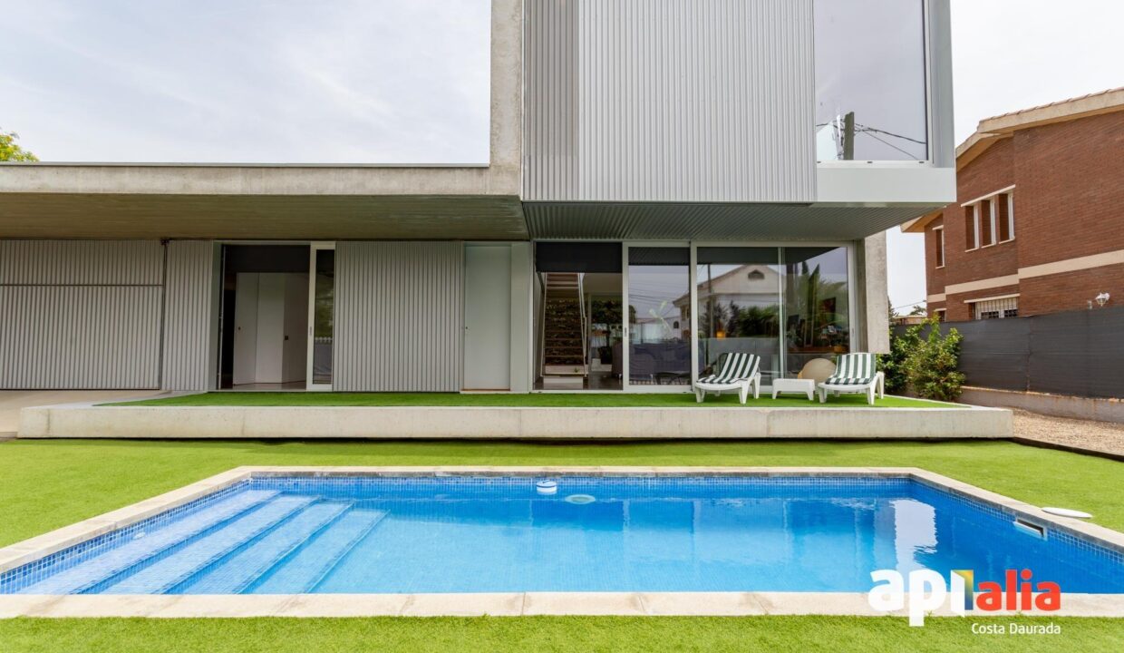 CASA INDIVIDUAL CON PISCINA EN CAMBRILS MEDITERRANI_1