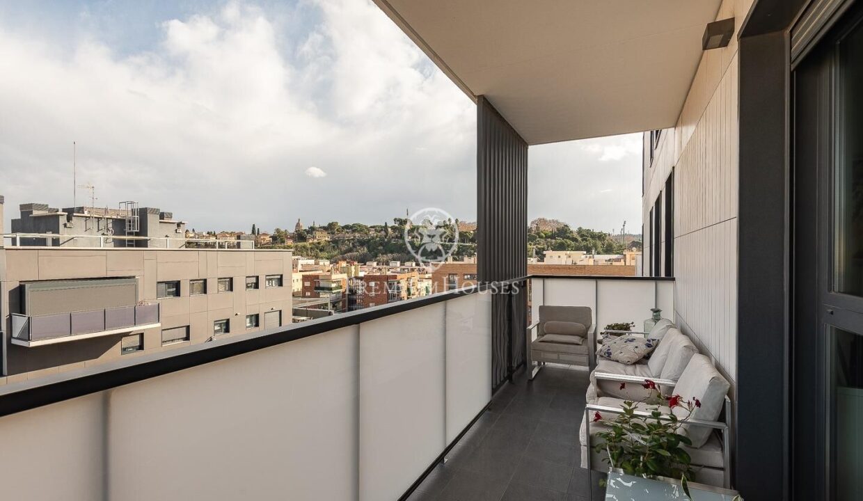 Elegante y luminoso piso en venta en Gran Via de les Corts Catalanes_1