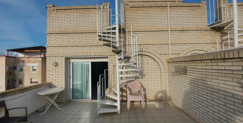 Estupendo ático con una gran terraza en el centro de El Vendrell_1