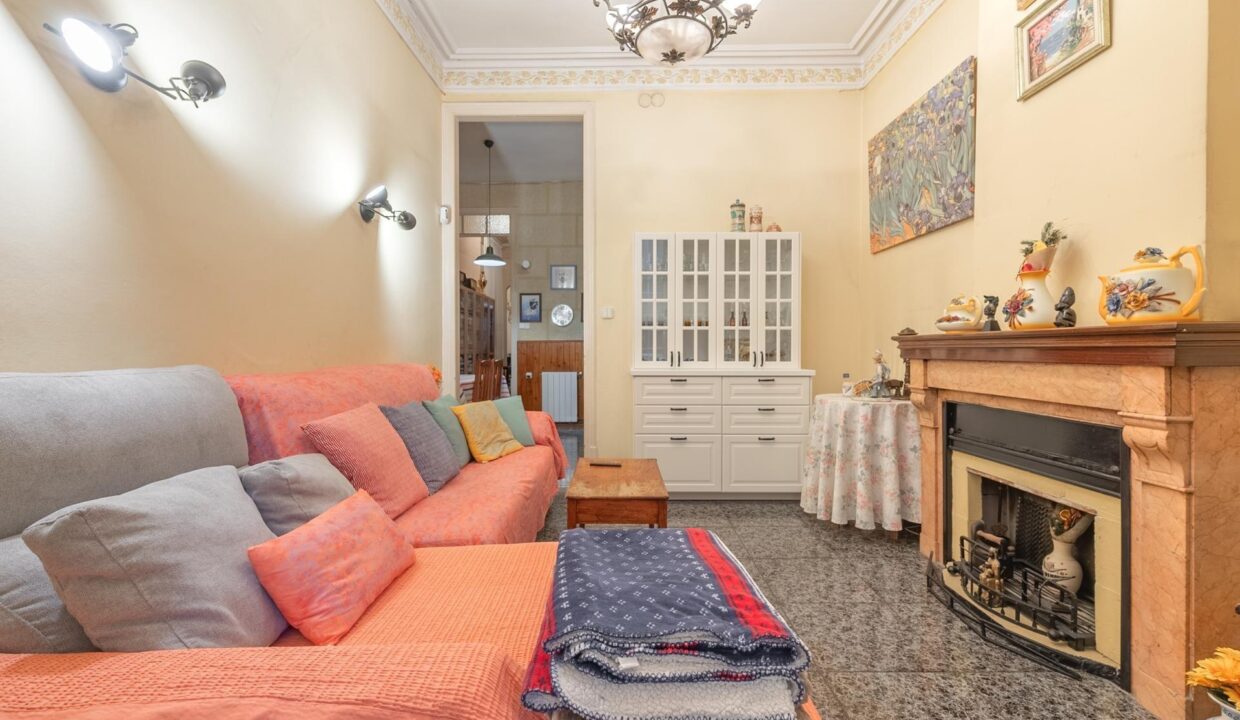 Extraordinario piso en venta en la confluencia de calle Valencia con Passeig Sant Joan ._3