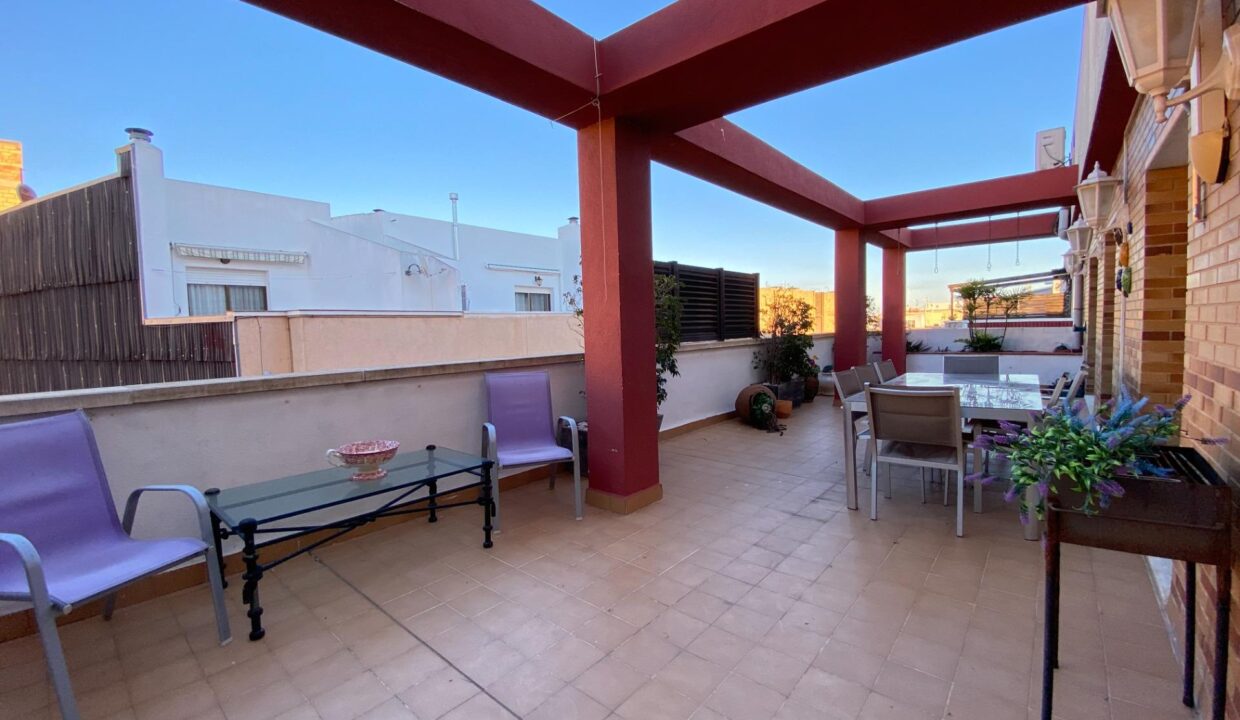 GRAN VIVIENDA Y TERRAZA EN EL CENTRO_1