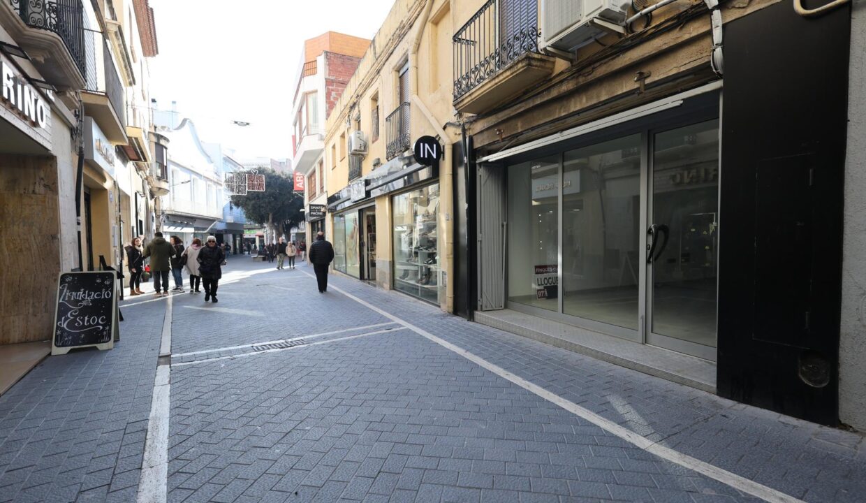 LOCAL COMERCIAL EN ALQUILER EN EL CENTRO DEL VENDRELL_4