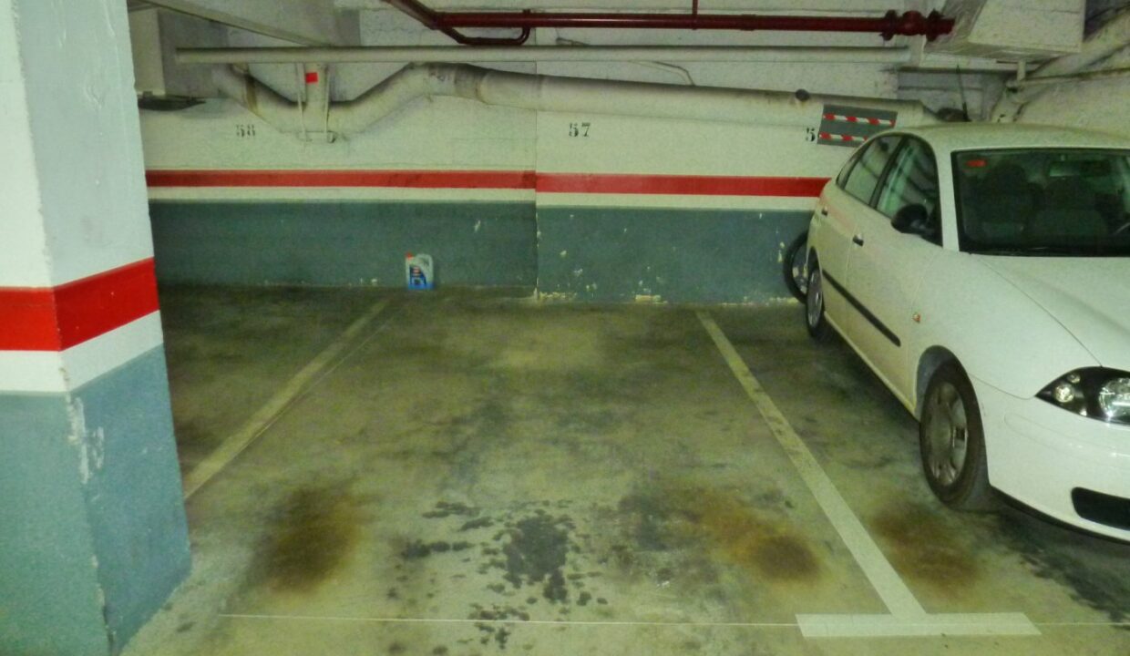 PLAZA DE PARKING EN ALQUILER EN LA CALLE CORSEGA_2