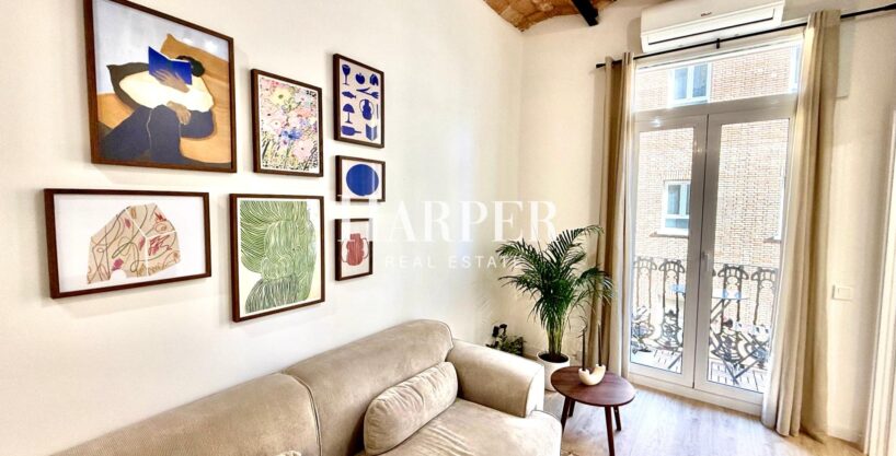 Piso con 1hab doble y 2 balcones en Barceloneta_1