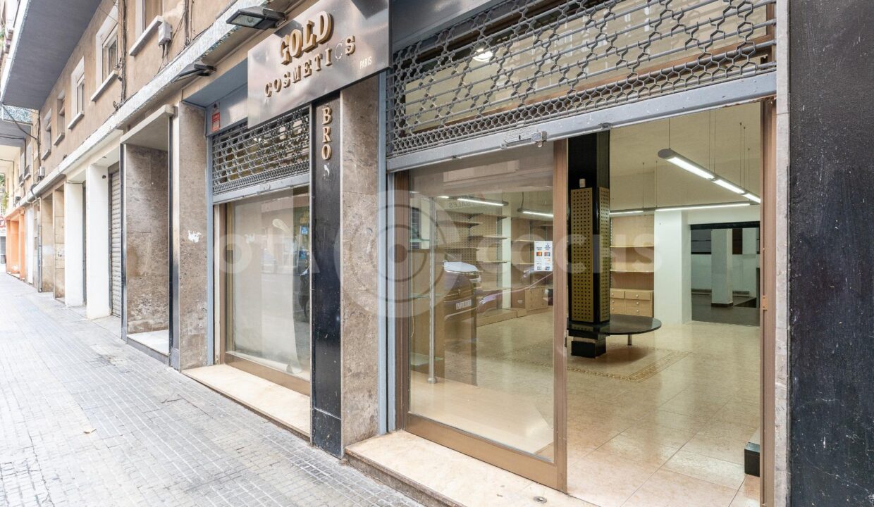 VENTA LOCAL COMERCIAL EN EL CENTRO DE REUS_1