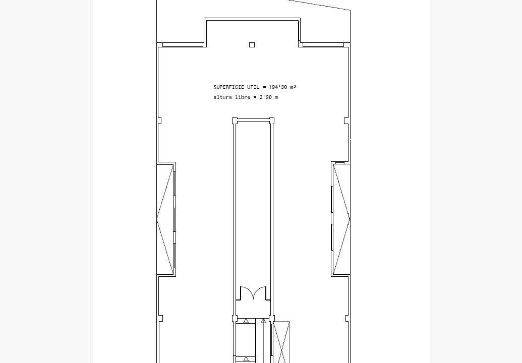 Amplio Local Comercial con potencial en c/Cartagena de Barcelona_1