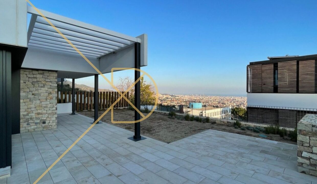 Casa a estrenar con vistas panorámicas a Barcelona en Sarrià_2