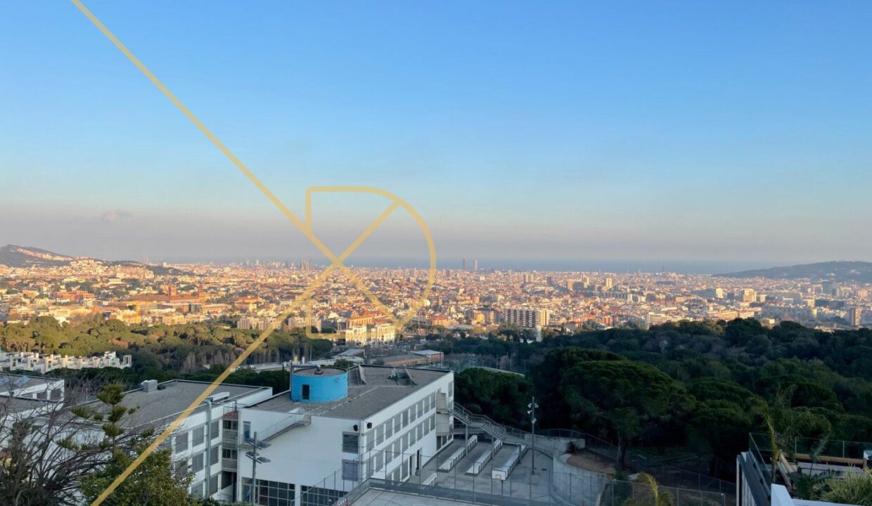 Casa a estrenar con vistas panorámicas a Barcelona en Sarrià_3