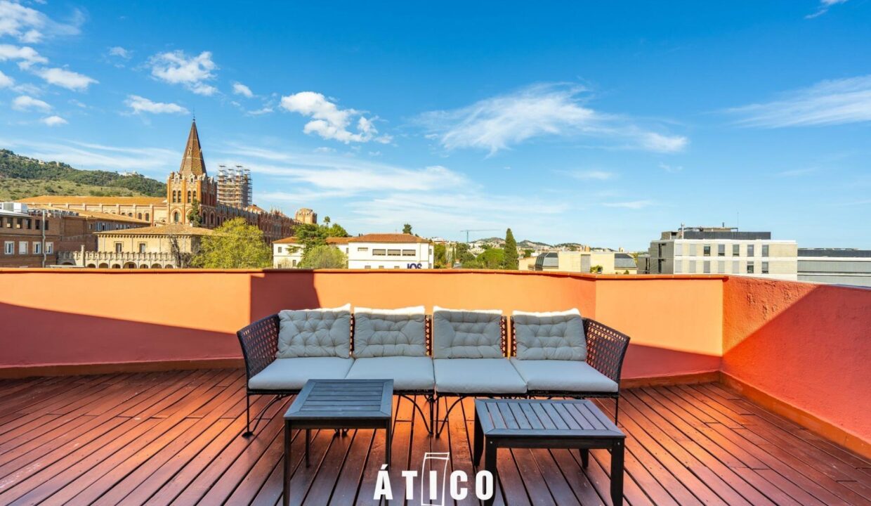 EXCLUSIVO ATICO DUPLEX EN SARRIA CON TERRAZA Y VISTAS AL MAR_1