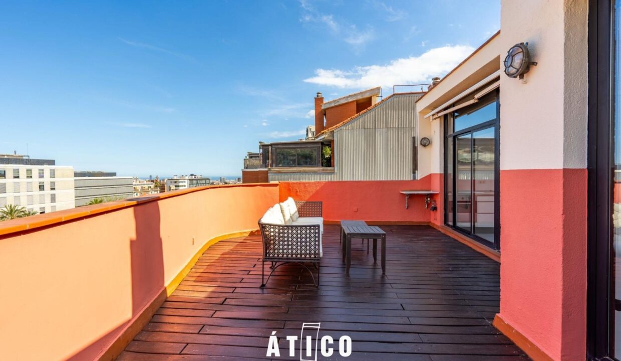 EXCLUSIVO ATICO DUPLEX EN SARRIA CON TERRAZA Y VISTAS AL MAR_3