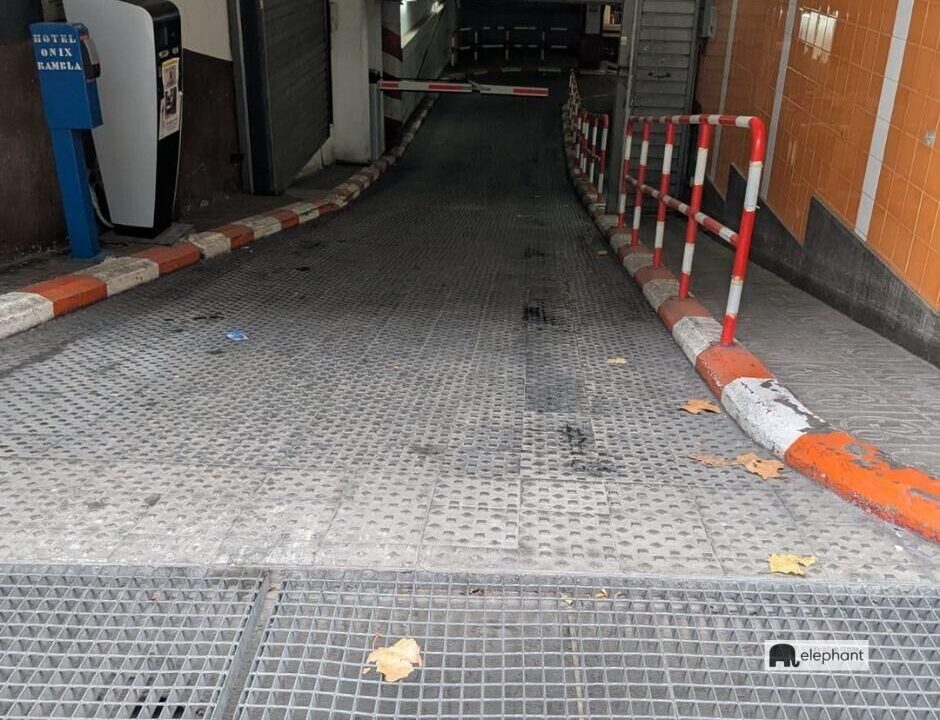 Plaza de APARCAMIENTO PARA COCHE Y MOTO en Rambla de Catalunya_2