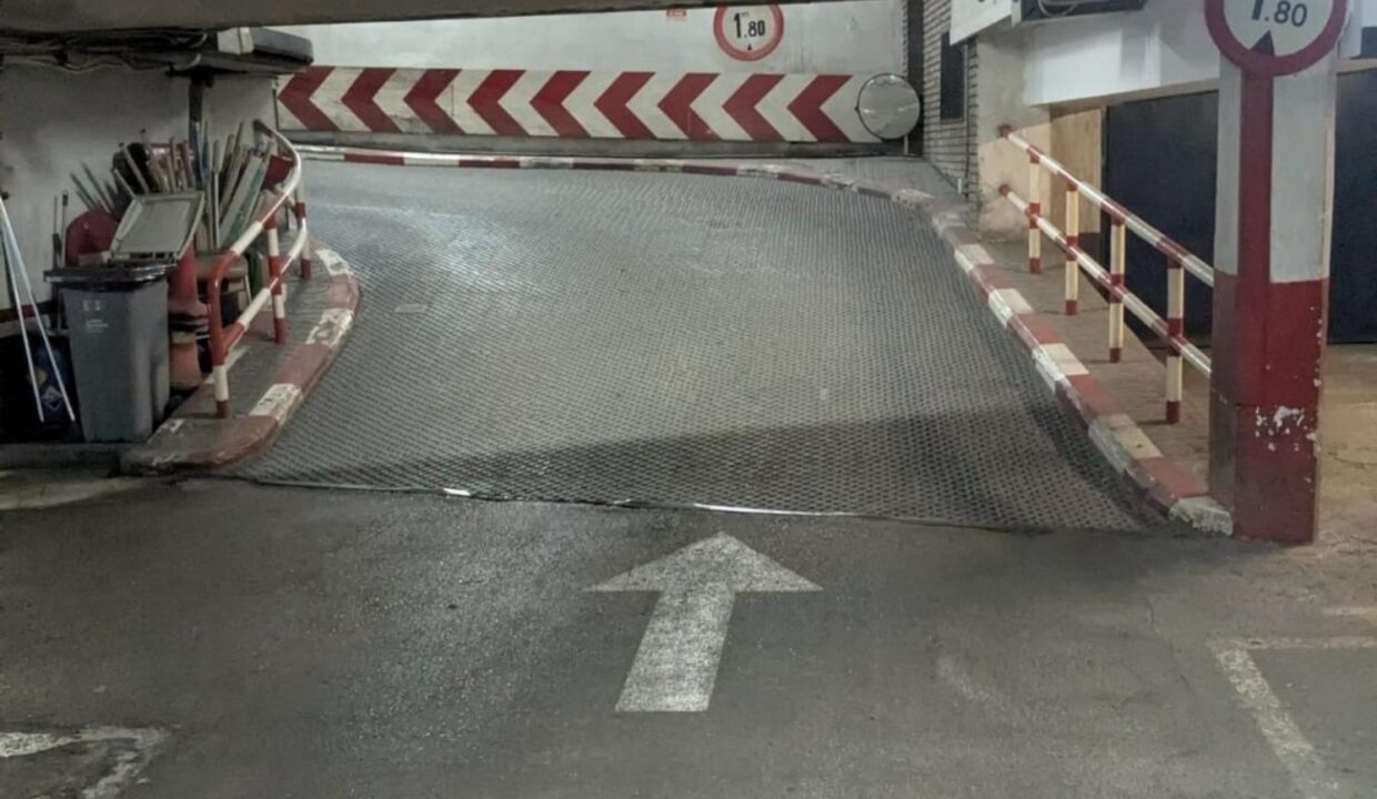 Plaza de APARCAMIENTO PARA COCHE Y MOTO en Rambla de Catalunya_4